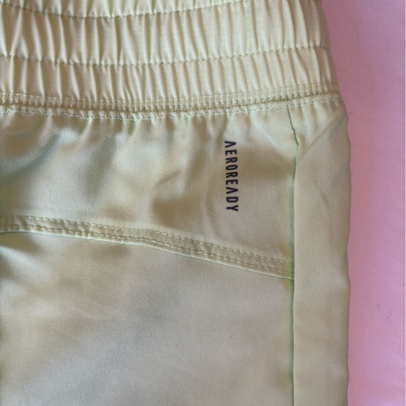 Adidas Women Pacer Shorts - Picture 4 of 5